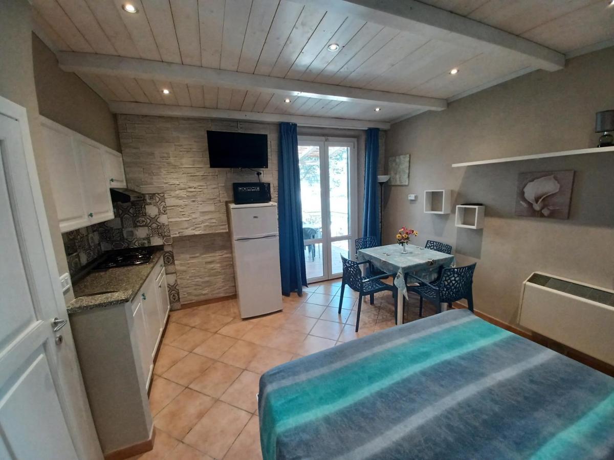 Vacanzamaredue 2 Holiday home Marina di Campo
