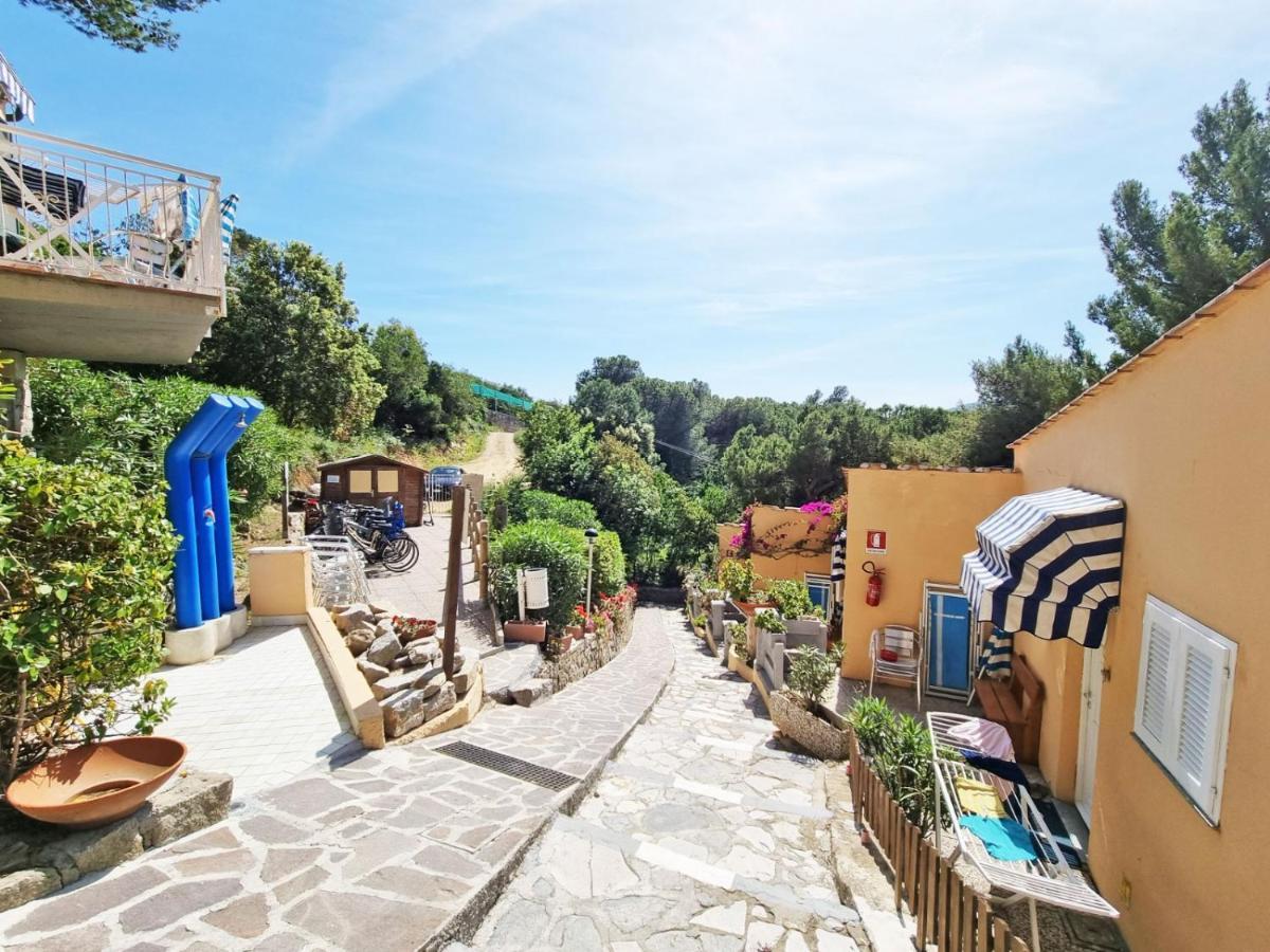 Vacanzamaredue 2 Holiday home *