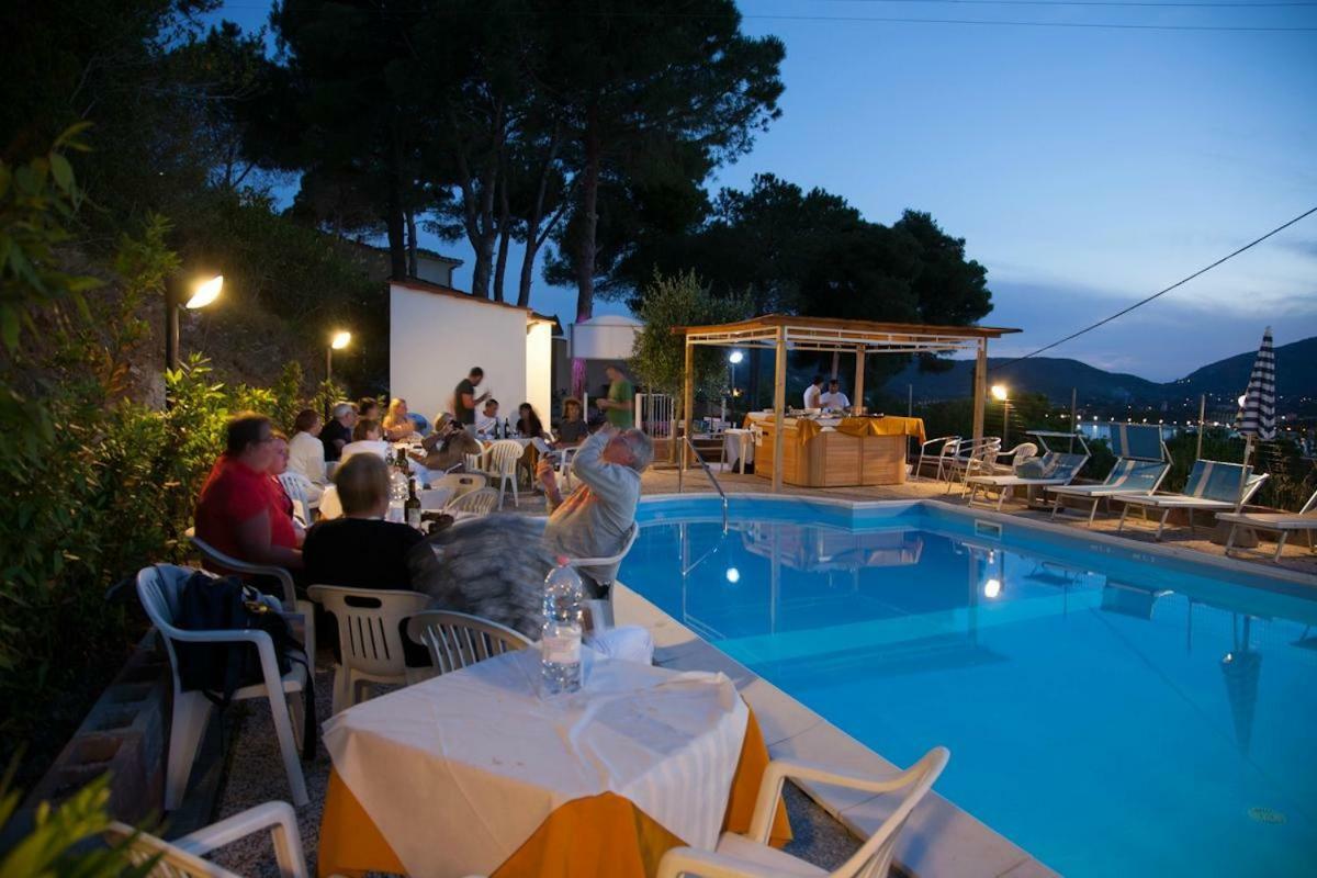 Vacanzamaredue 2 Holiday home
